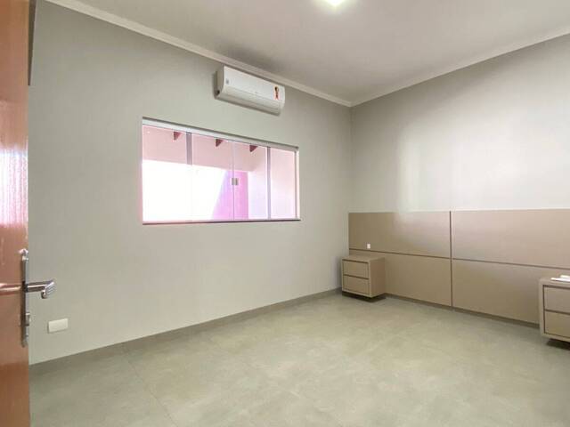 #COD886 - Casa para Venda em Itumbiara - GO