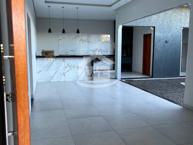 #COD957 - Casa para Venda em Itumbiara - GO