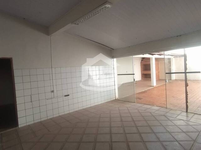 Casa para Venda em Itumbiara - 4