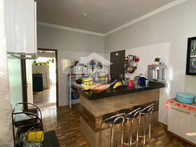 #998 - Casa para Venda em Itumbiara - GO