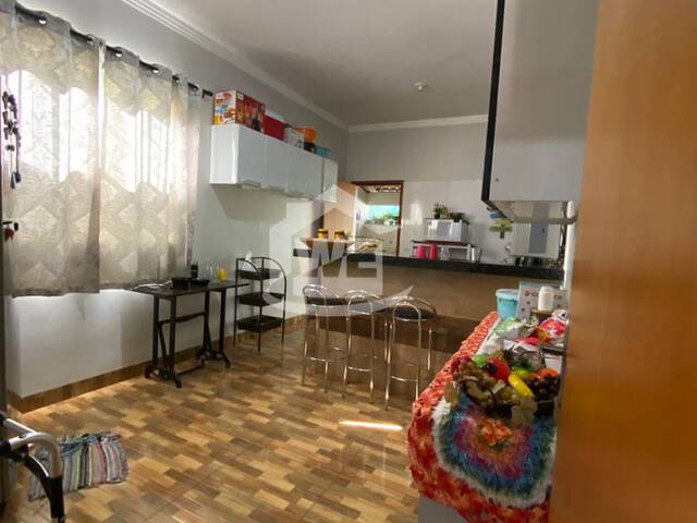 #998 - Casa para Venda em Itumbiara - GO