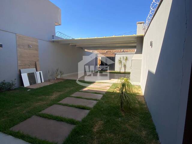 #1029 - Casa para Venda em Itumbiara - GO