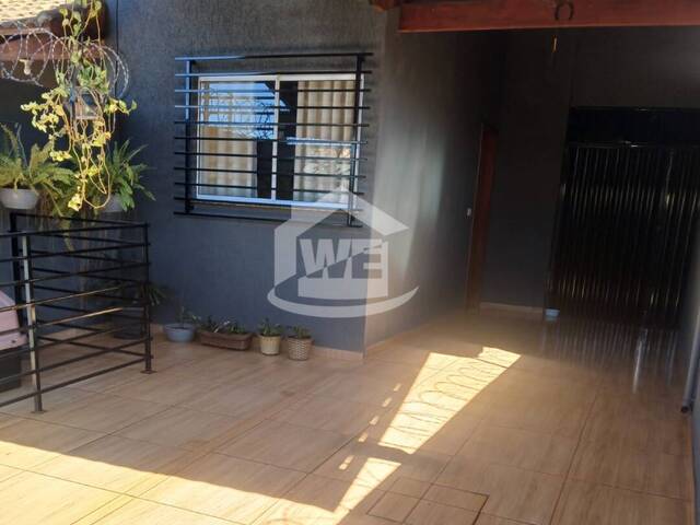 #1084 - Casa para Venda em Itumbiara - GO