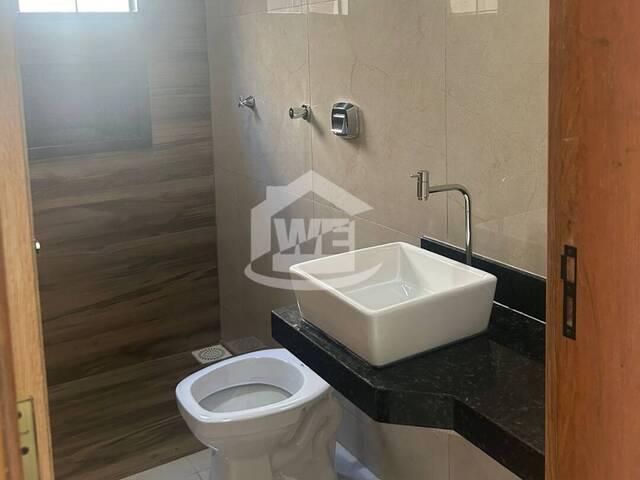 #1099 - Casa para Venda em Itumbiara - GO - 3