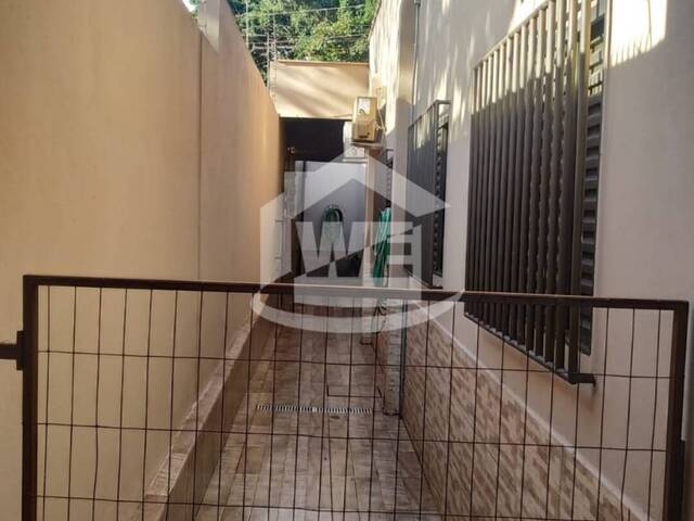 #10104 - Casa para Venda em Itumbiara - GO - 3