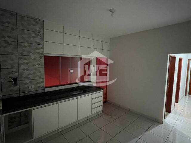 #10113 - Casa para Venda em Itumbiara - GO - 3