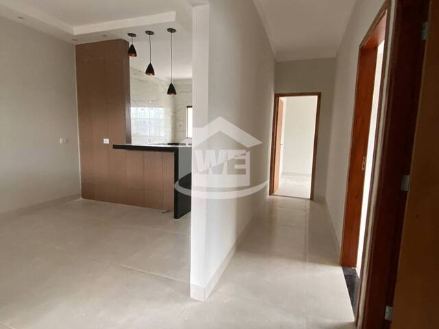 #10121 - Casa para Venda em Itumbiara - GO - 2