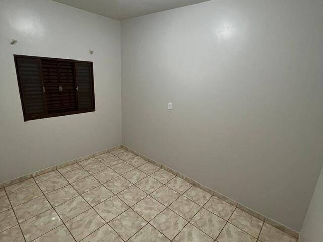 Casa para Venda em Itumbiara - 4