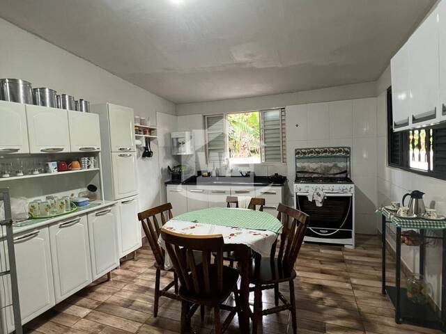 #10130 - Casa para Venda em Itumbiara - GO - 3