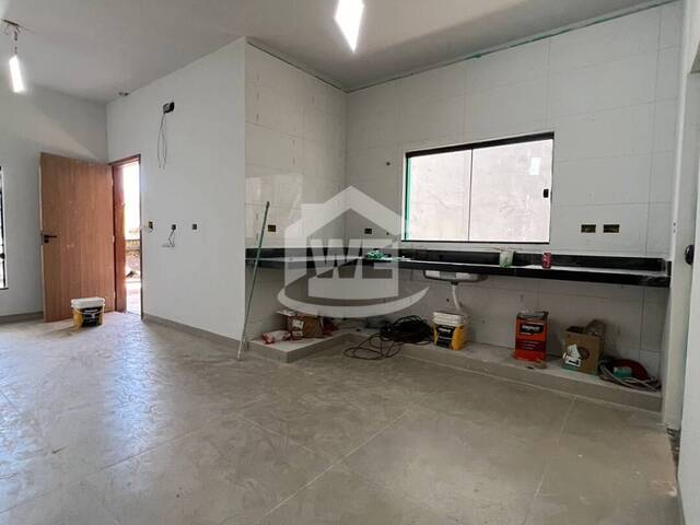 #10132 - Casa para Venda em Itumbiara - GO - 3