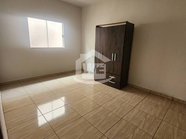 #10142 - Casa para Venda em Itumbiara - GO - 3