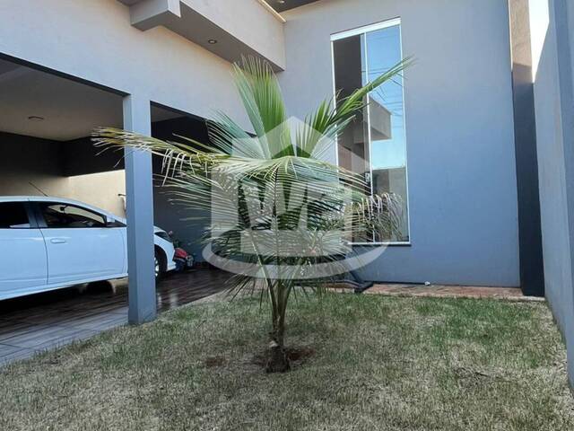 #10147 - Casa para Venda em Itumbiara - GO