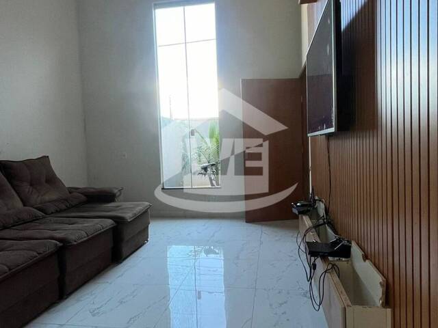 #10147 - Casa para Venda em Itumbiara - GO