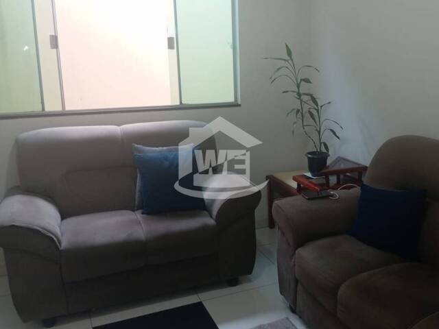 #10159 - Casa para Venda em Itumbiara - GO - 2