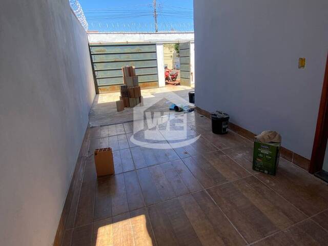 #10162 - Casa para Venda em Itumbiara - GO - 2
