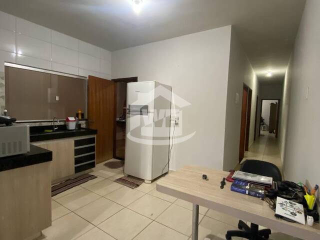 #10163 - Apartamento para Venda em Itumbiara - GO - 2