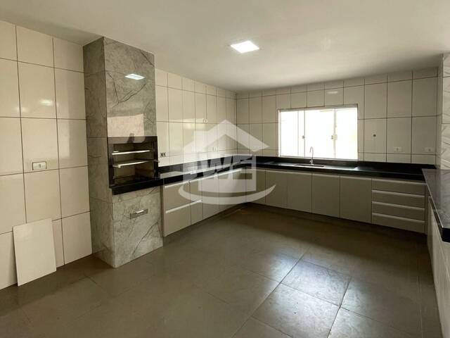 #10176 - Casa para Venda em Itumbiara - GO - 3