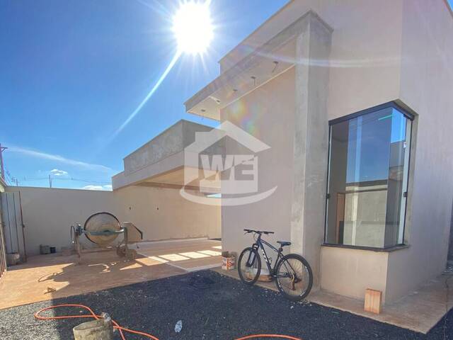 #10172 - Casa para Venda em Araporã - MG - 3