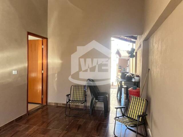 #10198 - Casa para Venda em Itumbiara - GO - 2