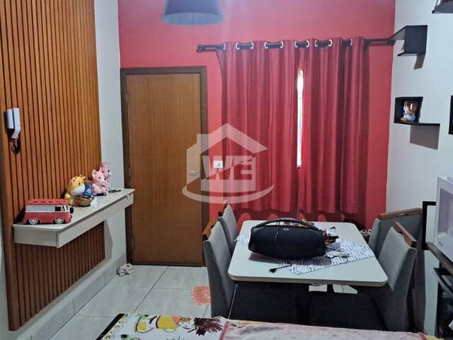 #10199 - Casa para Venda em Itumbiara - GO - 1