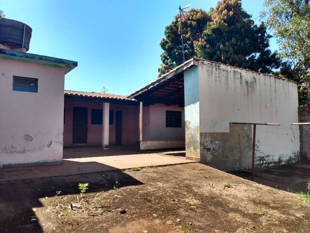 #10204 - Casa para Venda em Itumbiara - GO - 3
