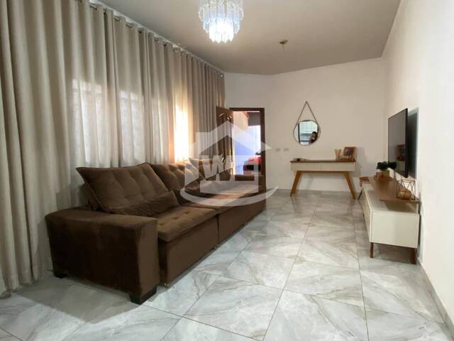 #10225 - Casa para Venda em Itumbiara - GO - 2
