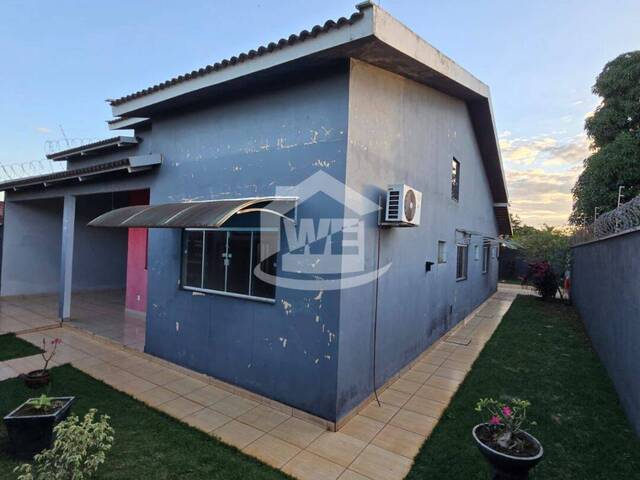 #10241 - Casa para Venda em Itumbiara - GO - 3