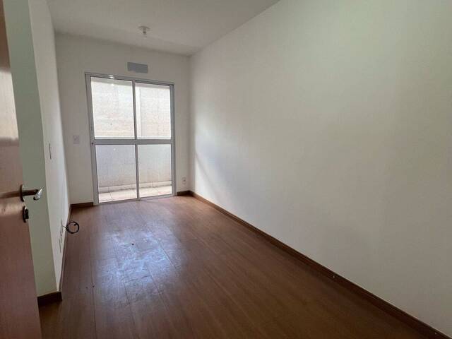 #COD10239 - Apartamento para Venda em Itumbiara - GO - 2