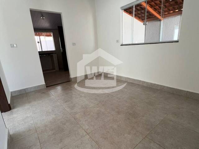 #COD10295 - Casa para Venda em Itumbiara - GO