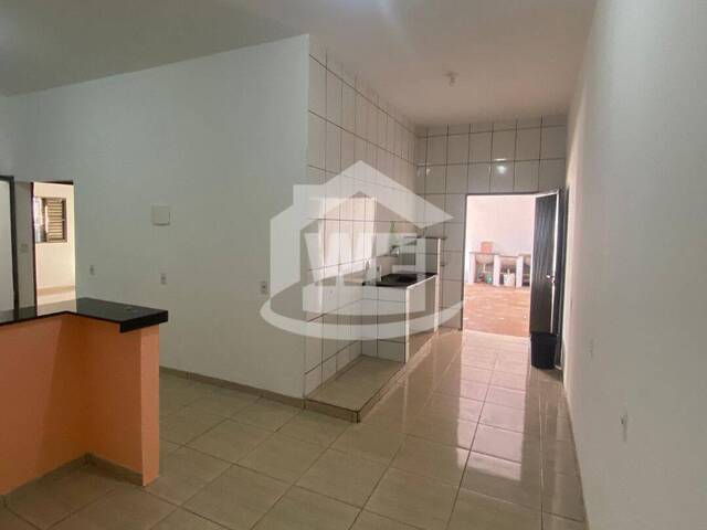 #1017 - Casa para Venda em Itumbiara - GO