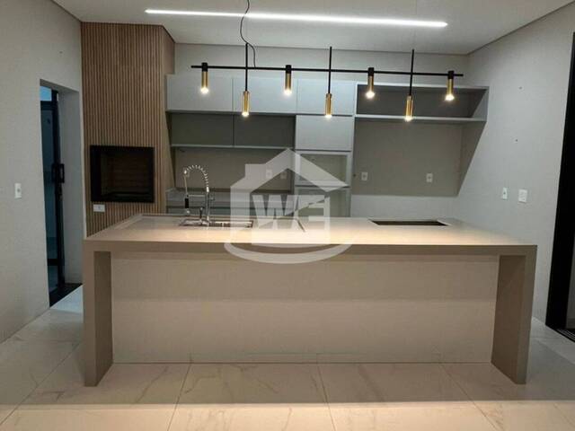#COD10316 - Casa para Venda em Itumbiara - GO - 2