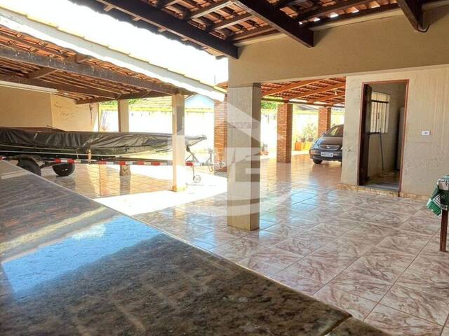 Casa para Venda em Itumbiara - 4