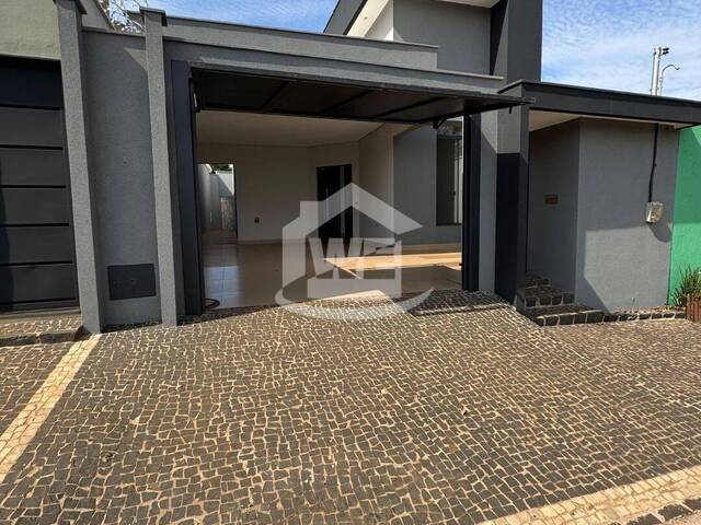#10170 - Casa para Venda em Itumbiara - GO