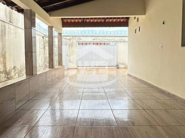 #COD10371 - Casa para Venda em Itumbiara - GO - 2