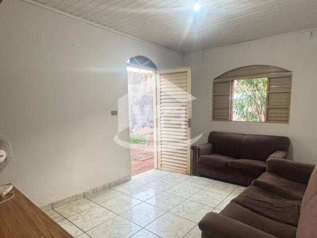 Casa para Venda em Itumbiara - 4