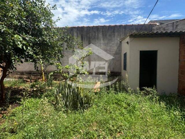 #COD10381 - Casa para Venda em Itumbiara - GO - 2