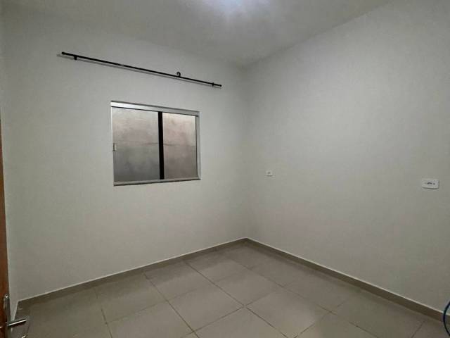 #COD013 - Casa para Locação em Itumbiara - GO - 2