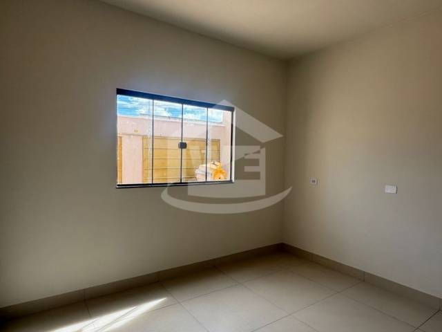 #10443 - Casa para Venda em Itumbiara - GO - 2