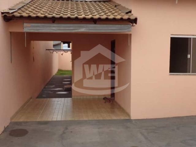 #10446 - Casa para Venda em Itumbiara - GO - 1