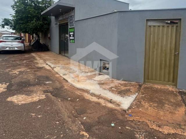 #10450 - Casa para Venda em Itumbiara - GO - 2