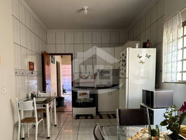 Casa para Venda em Itumbiara - 4