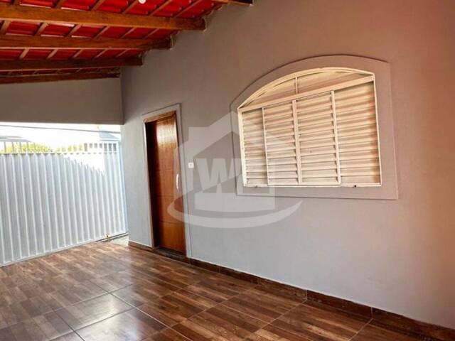 #10471 - Casa para Venda em Itumbiara - GO - 3