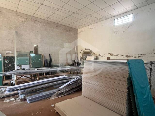 #10466 - Casa para Venda em Itumbiara - GO - 3