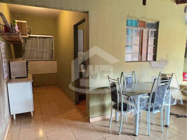 #10477 - Casa para Venda em Itumbiara - GO - 2
