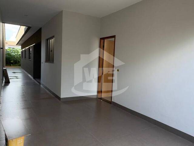 #10482 - Casa para Venda em Itumbiara - GO - 2