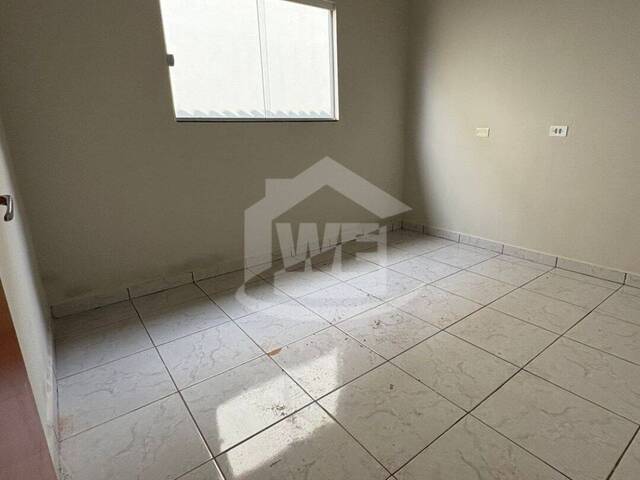 #10483 - Casa para Venda em Itumbiara - GO - 2