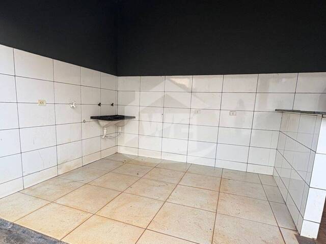 #10483 - Casa para Venda em Itumbiara - GO - 3
