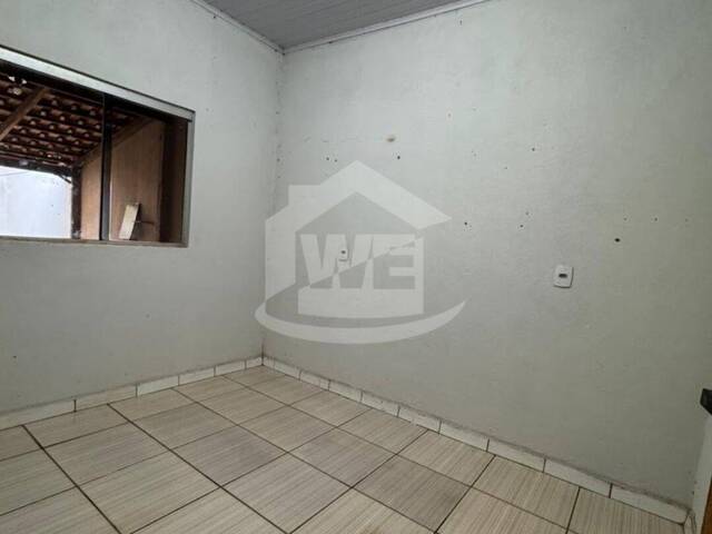 #10490 - Casa para Venda em Araporã - MG - 2