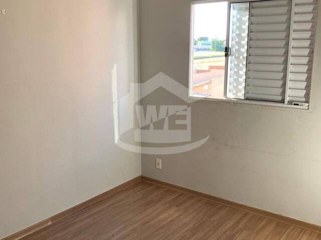 #10495 - Apartamento para Venda em Itumbiara - GO - 3