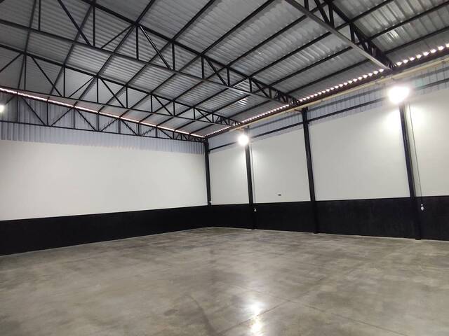 #L04 - Galpão para Locação em Itumbiara - GO - 2